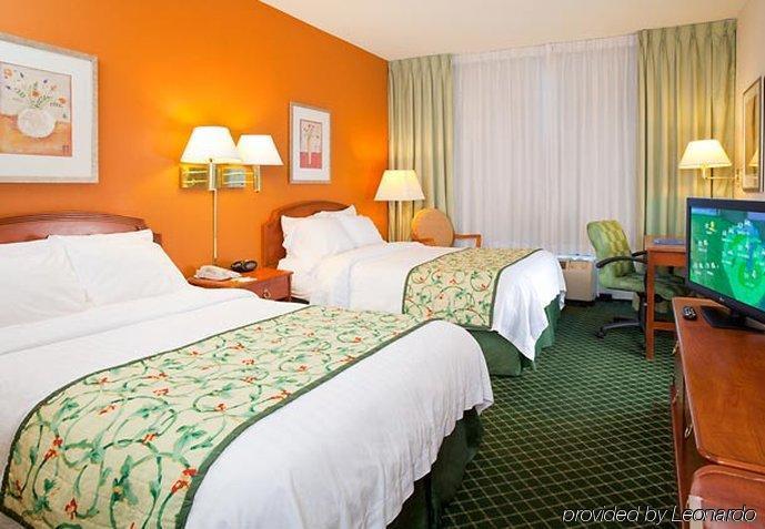 Fairfield Inn By Marriott Philadelphia West Chester/Exton Exterior photo