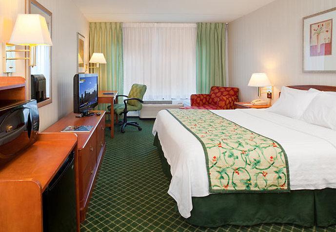 Fairfield Inn By Marriott Philadelphia West Chester/Exton Exterior photo